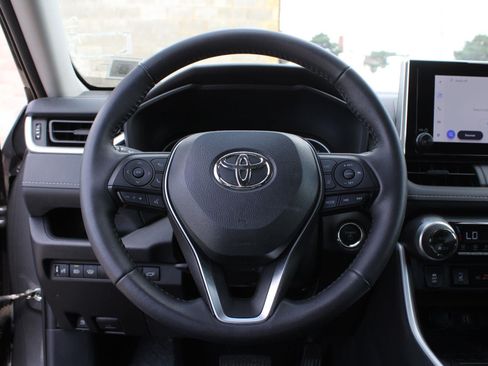 Used 2024 Toyota RAV4 XLE w/ Convenience Package AWD/4WD image 10