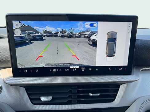 Used 2025 Ford Explorer Active w/ Active Comfort Package image 31