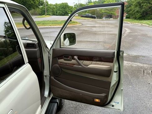 Used 1997 Lexus LX 450 4WD image 25
