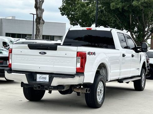 Used 2019 Ford F250 XLT AWD/4WD image 4