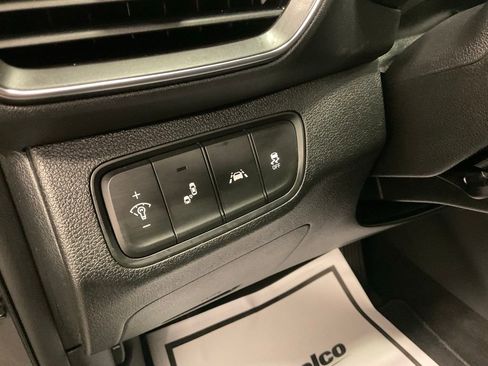 Used 2019 Hyundai Santa Fe SEL image 15