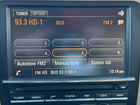 Used 2014 Porsche Cayman image 25