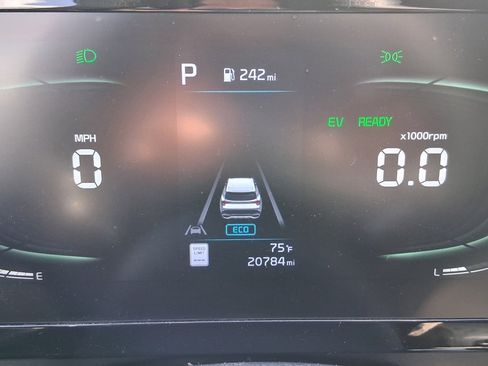 Used 2023 Kia Sportage LX image 4