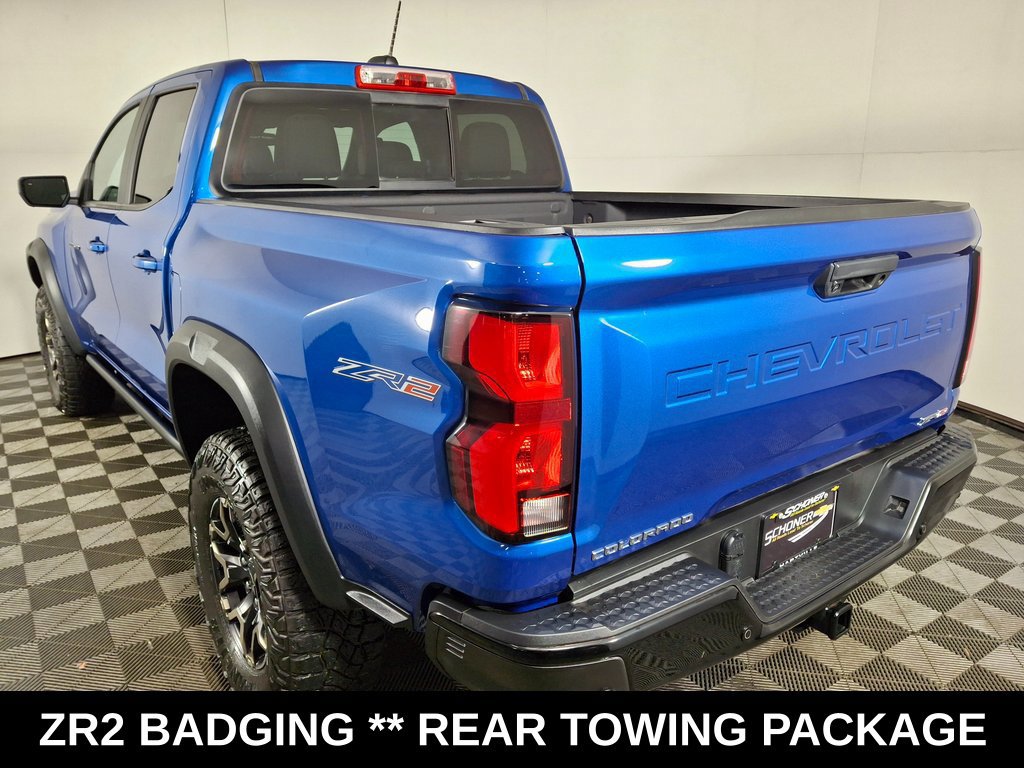 Used 2024 Chevrolet Colorado ZR2 w/ ZR2 Convenience Package III AWD/4WD image 3