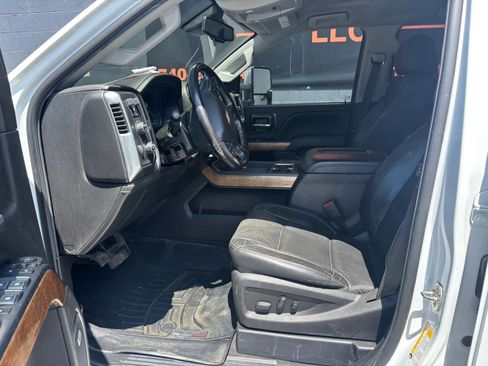 Used 2019 Chevrolet Silverado 2500 LTZ w/ Duramax Plus Package AWD/4WD image 21