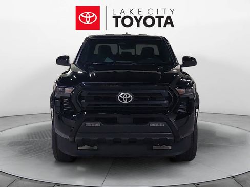 Used 2024 Toyota Tacoma SR5 image 8