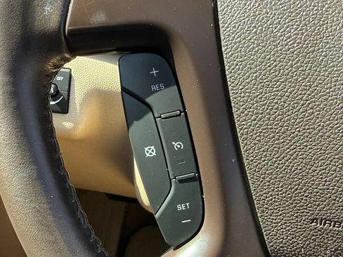 Used 2012 Buick Enclave Premium w/ LPO, Cargo Convenience Pkg AWD/4WD image 26