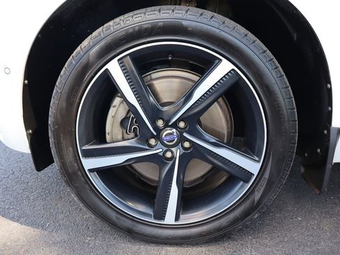 Used 2018 Volvo XC60 T6 Inscription w/ Convenience Package AWD/4WD image 42