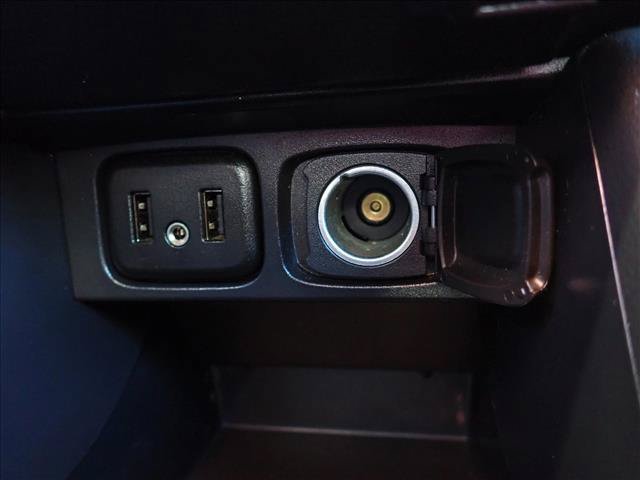 Used 2019 Buick Encore Sport Touring w/ Safety Package AWD/4WD image 17