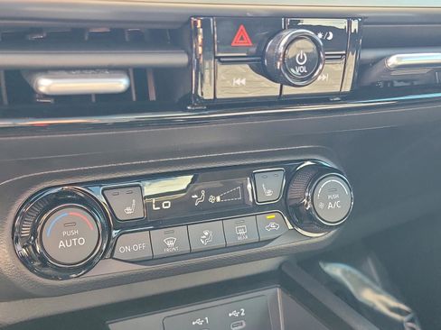 New 2026 Nissan Kicks SV w/ SV Premium Package image 25