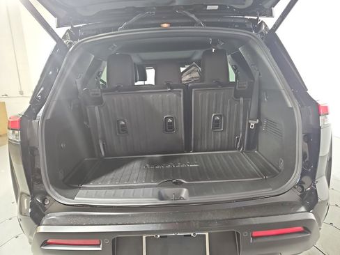 New 2026 Nissan Pathfinder SV image 22