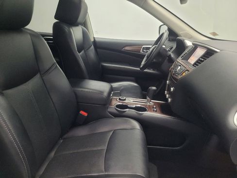 Used 2017 Nissan Pathfinder Platinum w/ Family Entertainment Package image 21