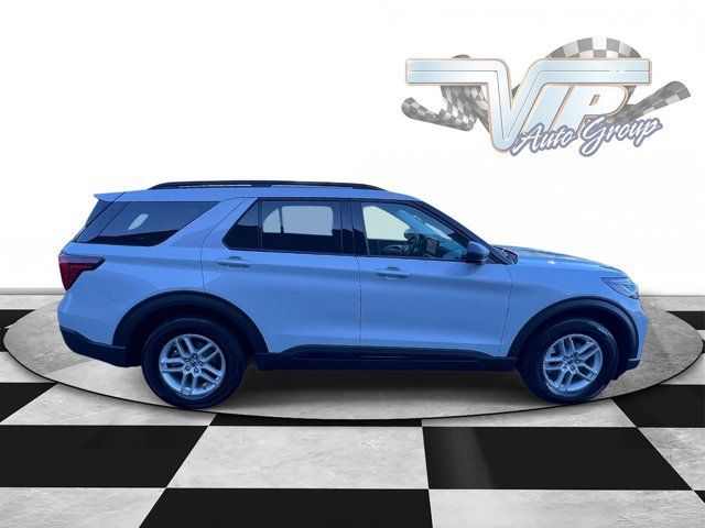 Used 2026 Ford Explorer Active AWD/4WD image 5