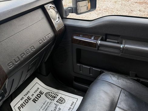 Used 2015 Ford F350 Platinum image 16