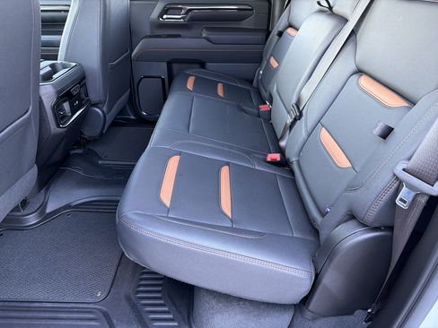 Used 2024 GMC Sierra 2500 AT4 w/ AT4 Premium Plus Package image 22