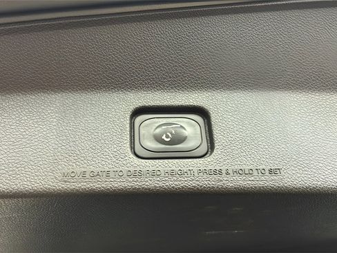 Used 2015 Ford Explorer Sport w/ Equipment Group 401A image 17