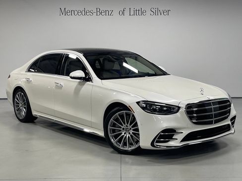 Certified 2022 Mercedes-Benz S 500 4MATIC w/ AMG Line Package image 8