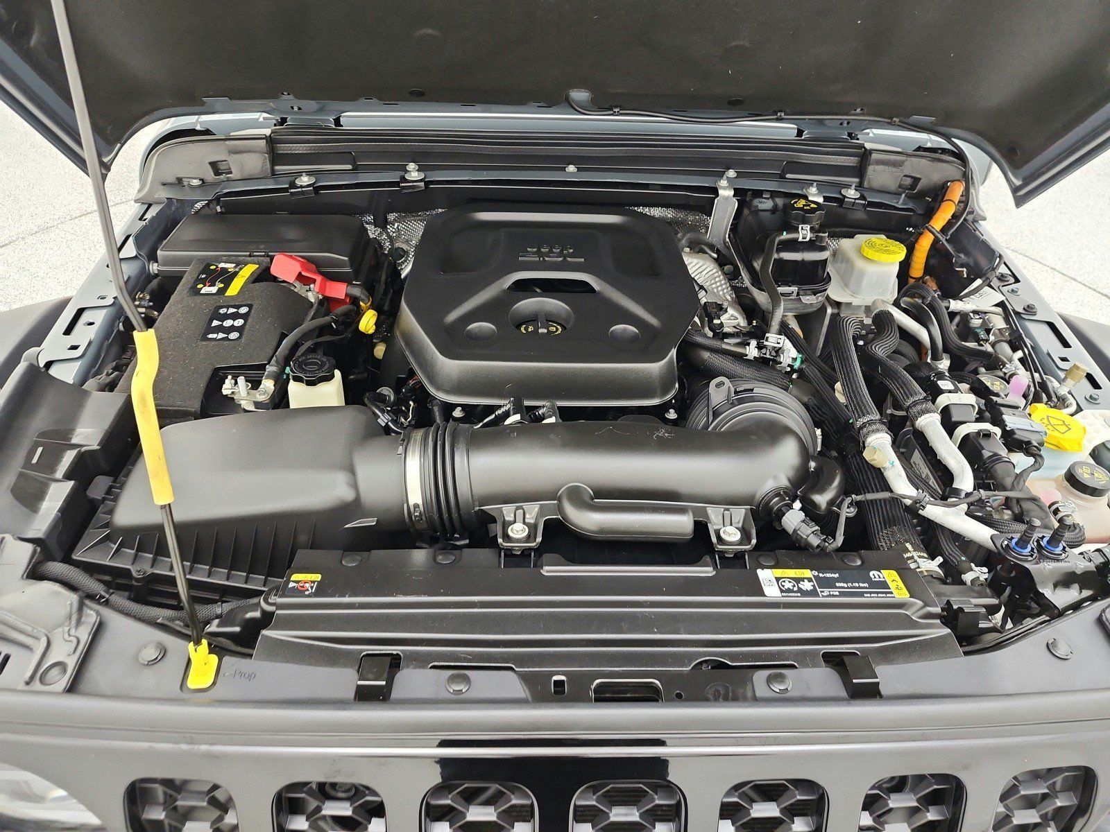 Used 2024 Jeep Wrangler Unlimited AWD/4WD image 16