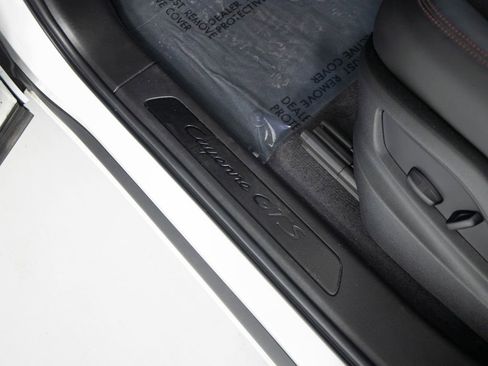 Certified 2023 Porsche Cayenne GTS AWD/4WD image 21