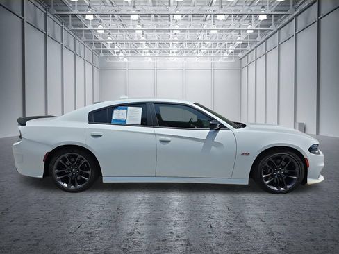 Used 2023 Dodge Charger Scat Pack RWD image 3