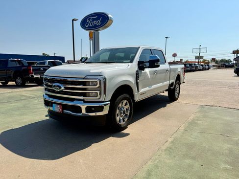 New 2026 Ford F250 King Ranch w/ Chrome Package image 36