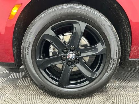 Used 2023 Buick Enclave Essence w/ Sport Touring Edition image 17