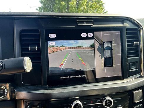 Used 2025 Ford F250 Lariat AWD/4WD image 15