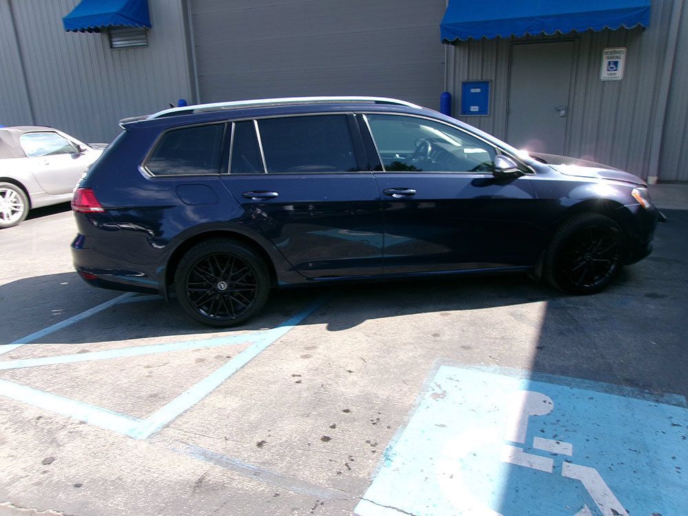 Used 2015 Volkswagen Golf SEL FWD image 5
