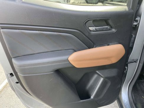 Used 2024 GMC Canyon AT4 w/ Canyon Safety Plus Package image 22