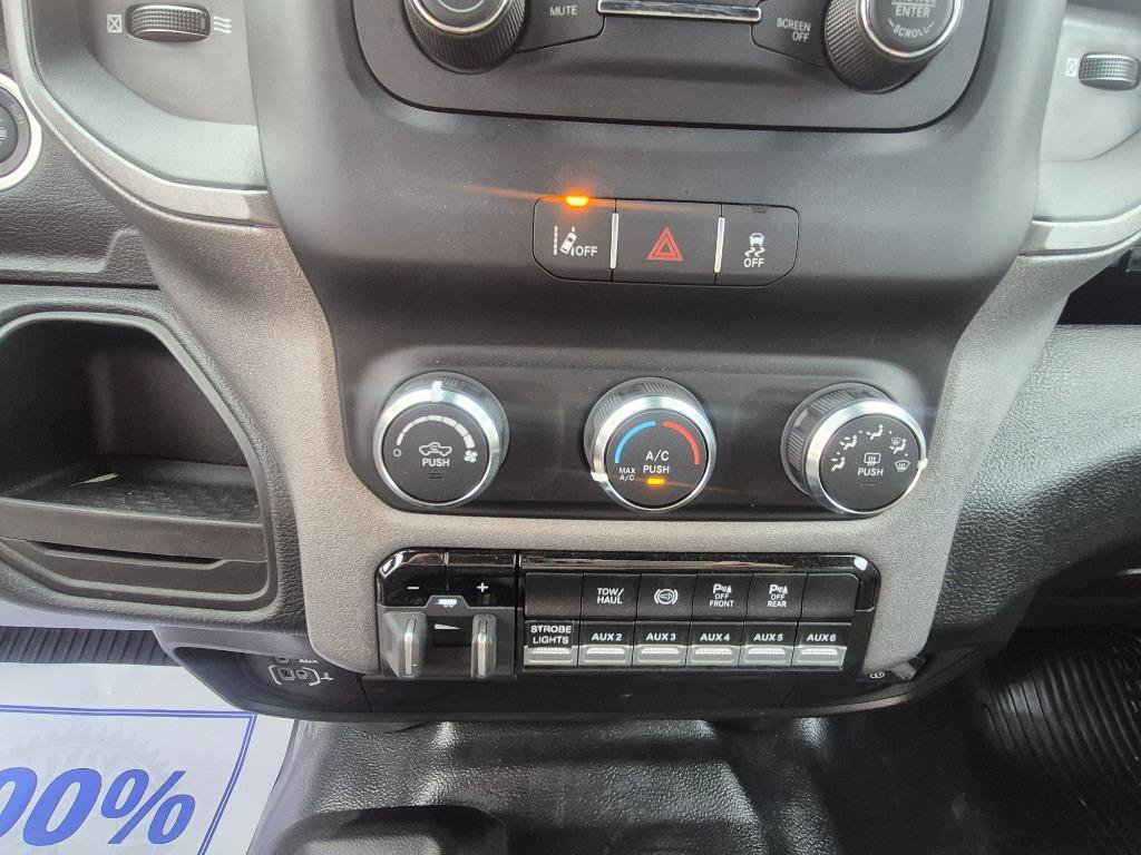 Used 2024 RAM 5500 Tradesman w/ Safety Group AWD/4WD image 26