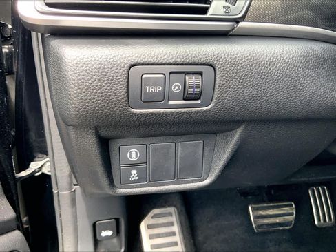 Used 2022 Honda Accord Sport image 36
