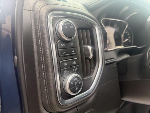 Used 2020 GMC Sierra 3500 Denali w/ Denali Ultimate Package AWD/4WD image 37