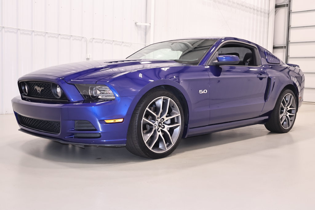 Used 2014 Ford Mustang GT Premium RWD image 5