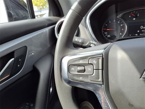 Used 2023 Chevrolet Blazer LT w/ Convenience Package image 11