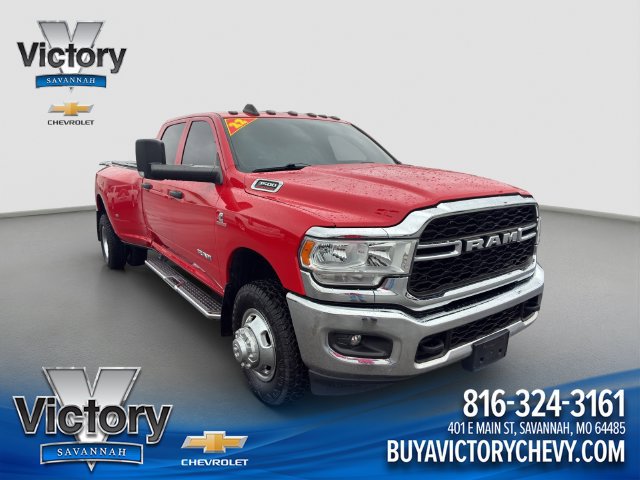 Used 2022 RAM 3500 Tradesman w/ Chrome Appearance Group AWD/4WD image 1