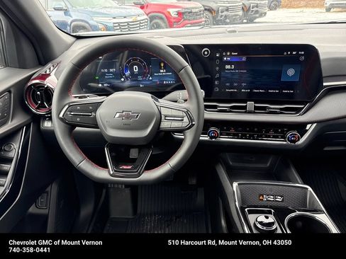 New 2026 Chevrolet Equinox RS w/ Convenience Package III FWD image 16