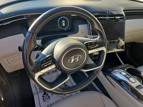 Used 2024 Hyundai Tucson Limited image 16