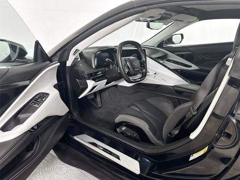 Used 2023 Chevrolet Corvette Z06 w/ Stealth Interior Trim Package RWD image 3