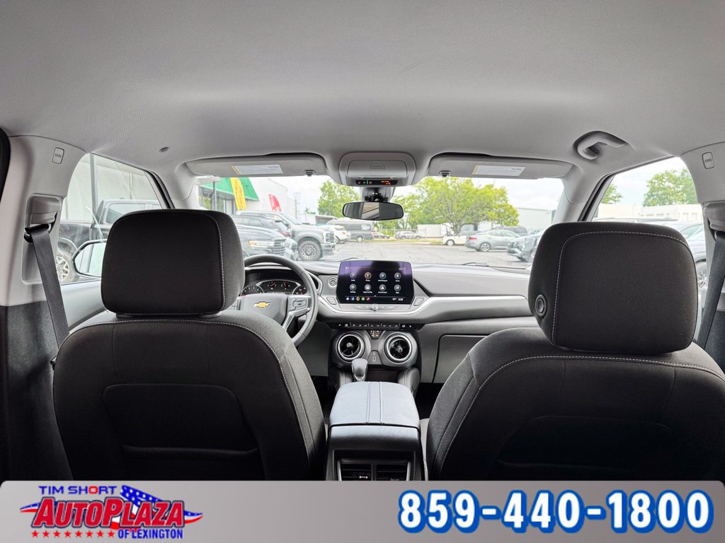 Used 2025 Chevrolet Blazer LT AWD/4WD image 41
