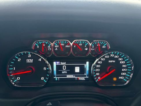 Used 2019 GMC Yukon SLT w/ Premium Edition image 17