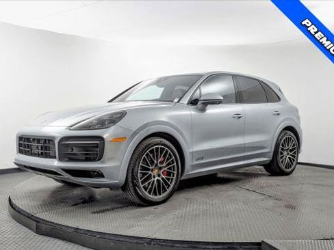 Used 2021 Porsche Cayenne GTS w/ Premium Package Plus AWD/4WD image 2