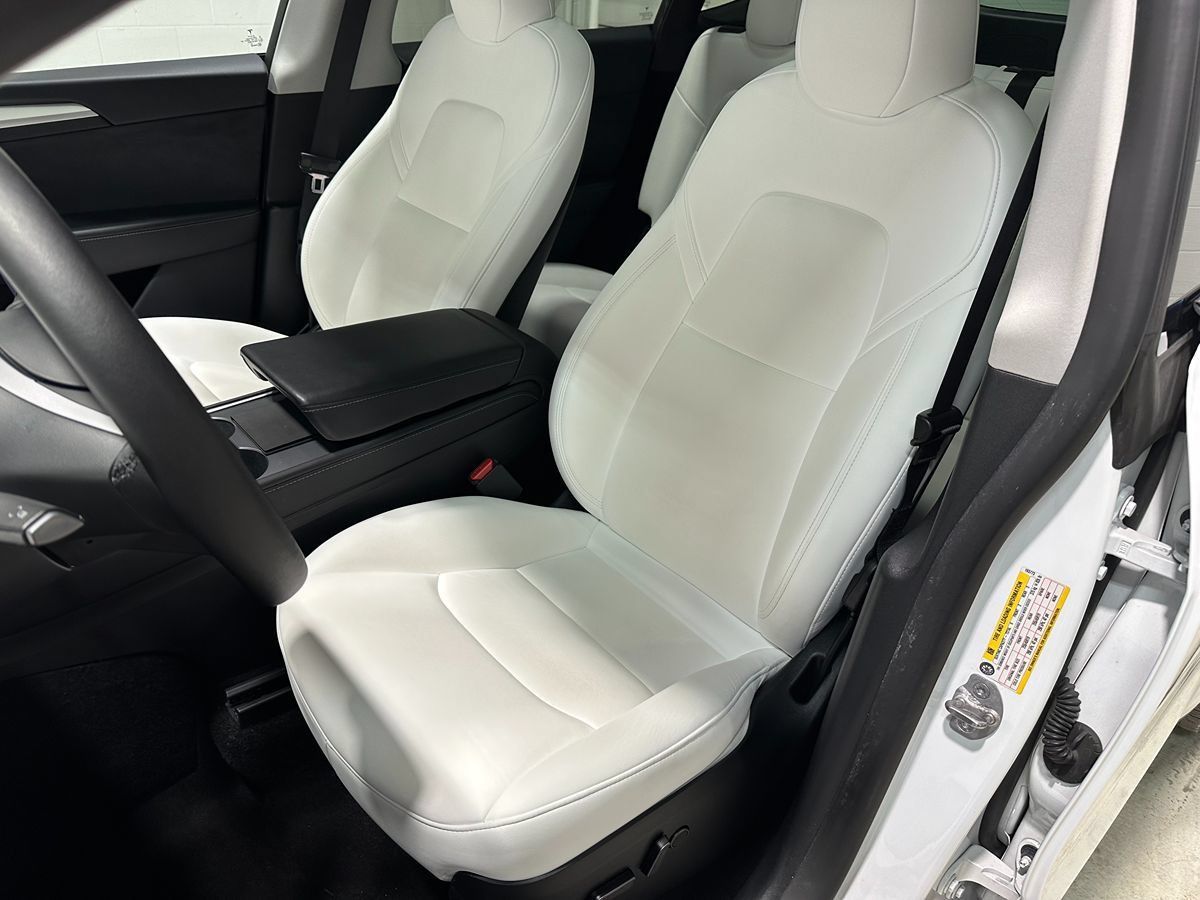 Used 2023 Tesla Model Y AWD image 26