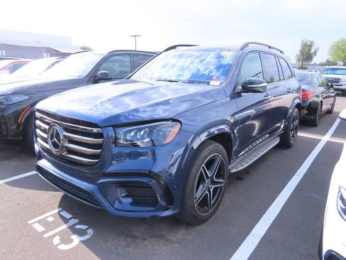 Certified 2024 Mercedes-Benz GLS 450 4MATIC image 2