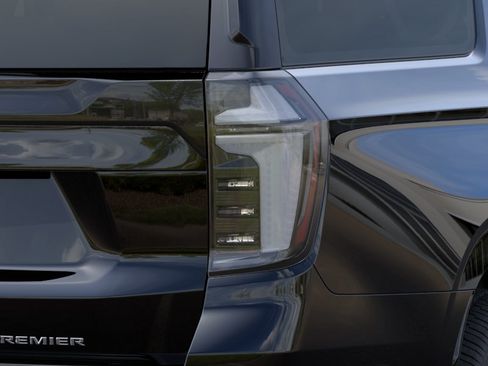 New 2026 Chevrolet Suburban Premier w/ Sun And Tow Package AWD/4WD image 11