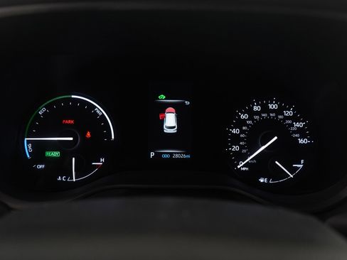 Used 2023 Toyota Sienna XLE Woodland Edition image 22