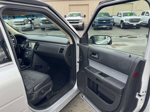 Used 2013 Ford Flex SEL image 14