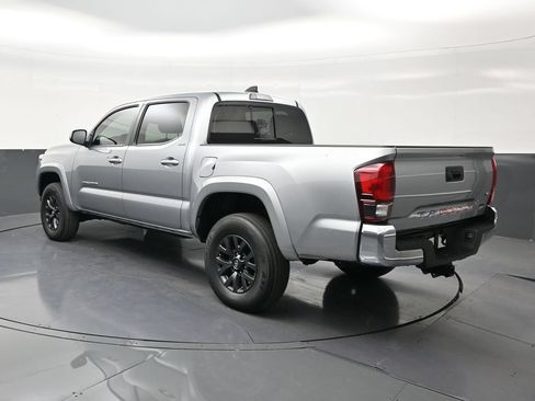 Used 2023 Toyota Tacoma SR5 RWD image 3