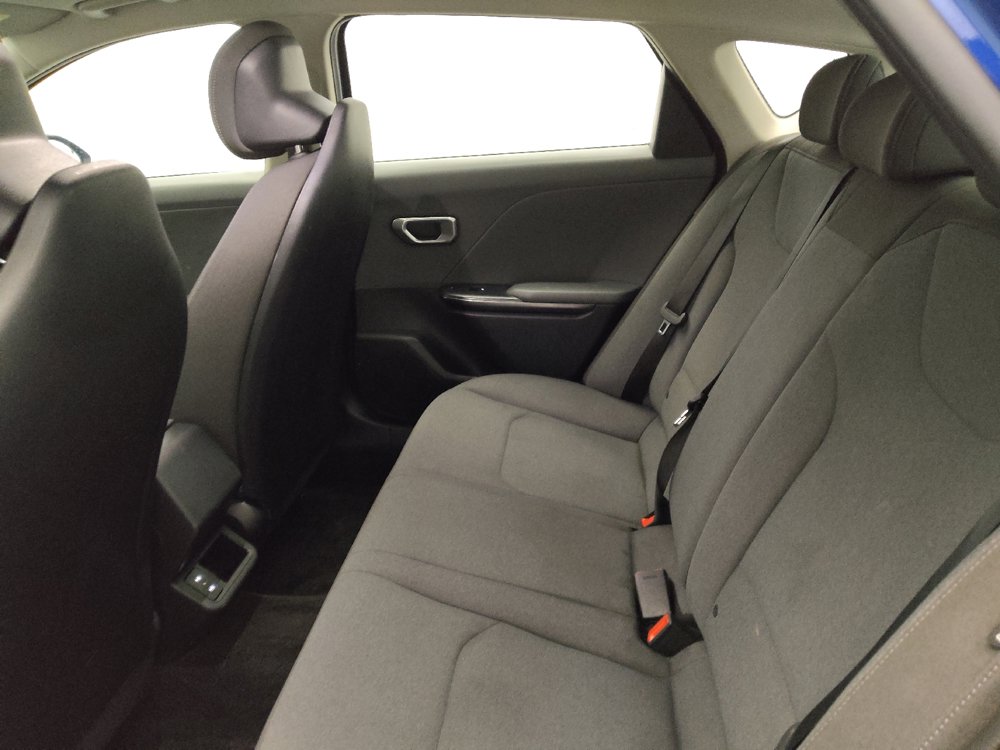 Used 2025 Kia K4 FWD image 18