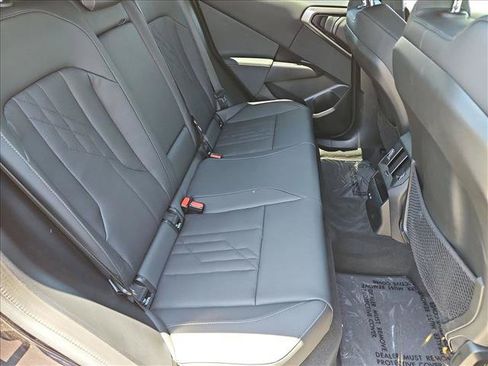 Certified 2025 BMW X3 xDrive30i w/ M Sport Package AWD/4WD image 25