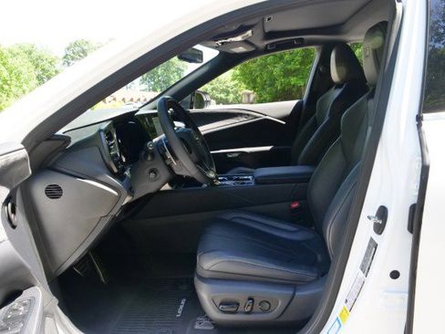 Used 2023 Lexus RX 350 F Sport w/ Accessory Package AWD/4WD image 22